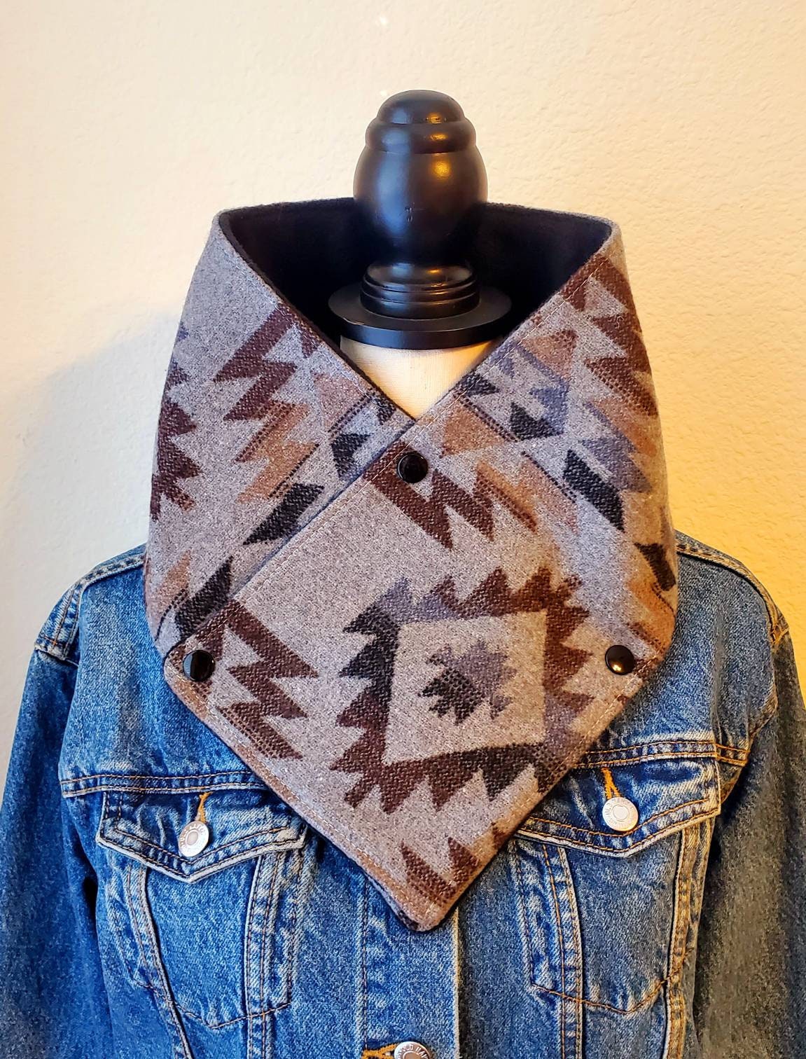 Women's Wool Cowl, Wild Rags, Buckaroo Cowl, Western Accessory, Southwestern Cowl, Cowboy Cowl, Wild Wool, Western Wool Bandana, Snap Scarf