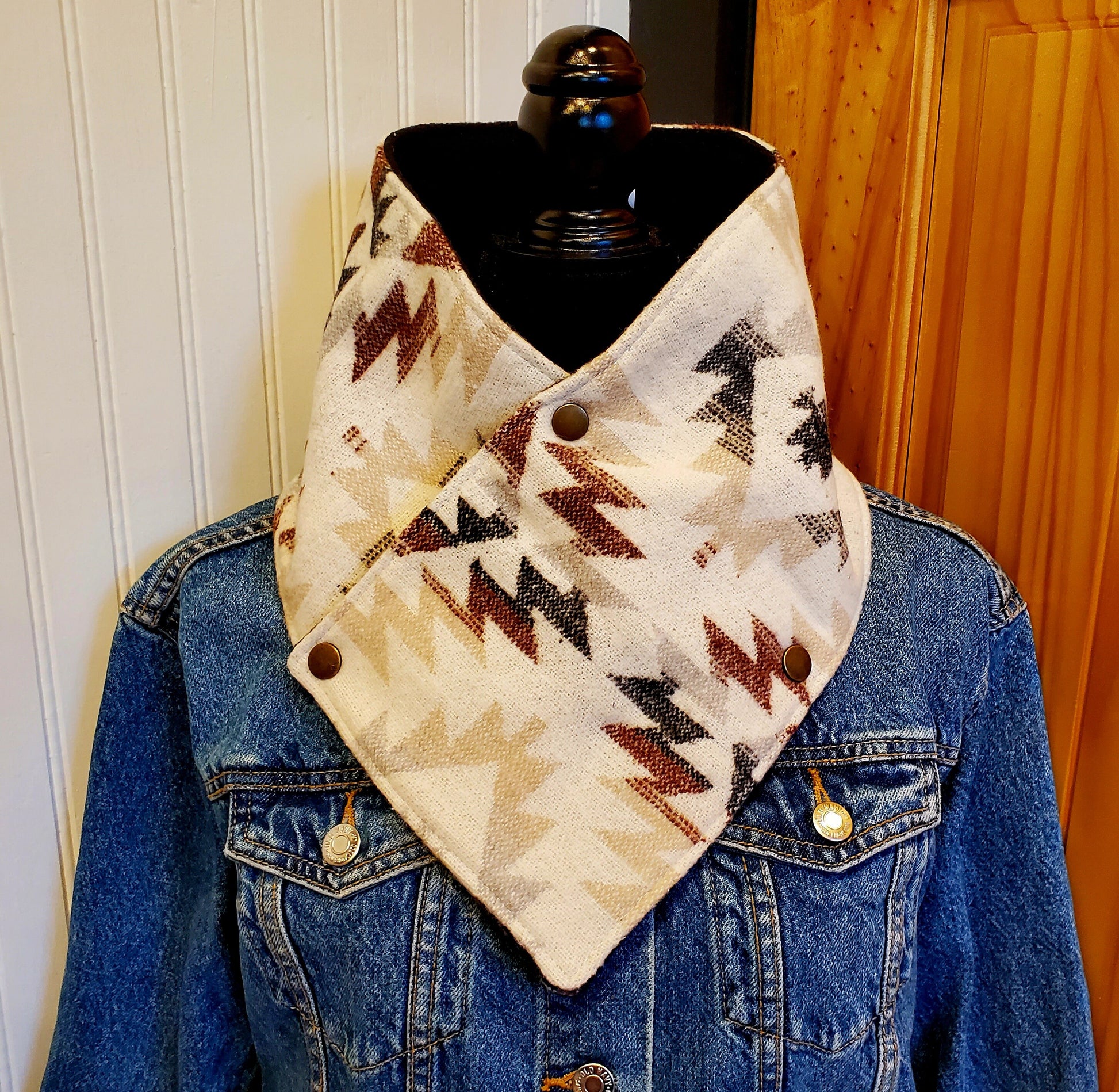 Women's Wool Cowl, Western Cowl, Equestrian Bandana, Cowgirl Cowl, Aztec Cowl, Riding Scarf, Rodeo Cowl, Wife Gifts, Unique Gifts, Wild Rags